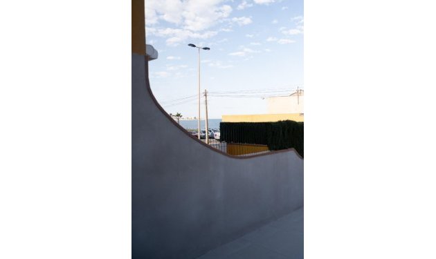 Resale - Bungalow - Torrevieja - Playa de los Naufragos