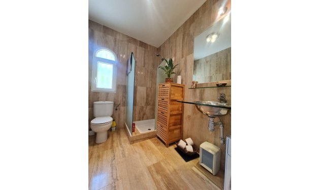 Resale - Chalet - Orihuela Costa - Campos de Golf
