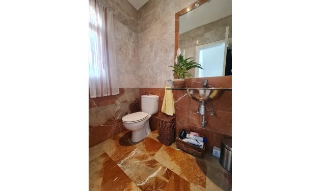 Resale - Chalet - Orihuela Costa - Campos de Golf