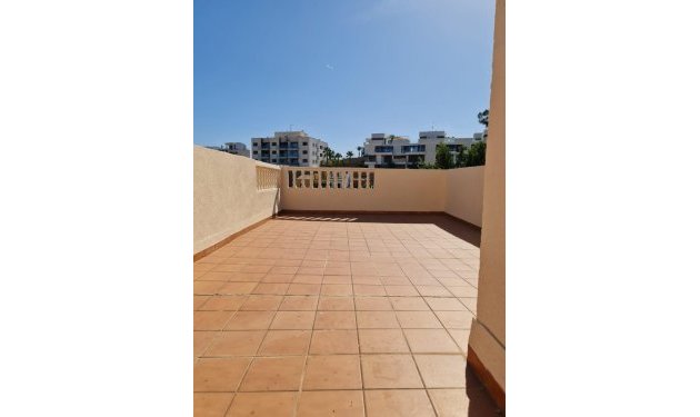 Resale - Chalet - Orihuela Costa - Campos de Golf