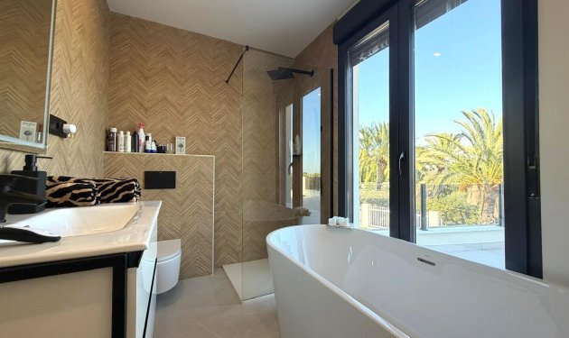Resale - Chalet - Elche Pedanías - Alzabares