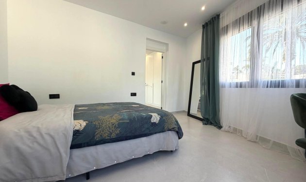 Resale - Chalet - Elche Pedanías - Alzabares