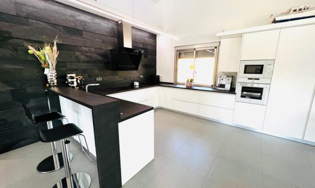 Long Term Rental - Chalet - Elche Pedanías - Matola