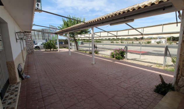 Resale - Commercial - Guardamar - Urbanizaciones /PLAYA