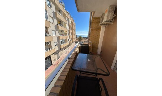 Odsprzedaż - Apartamento - Torrevieja - torrevieja