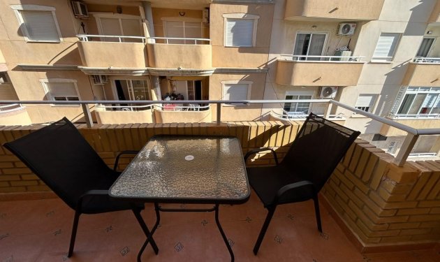 Odsprzedaż - Apartamento - Torrevieja - torrevieja