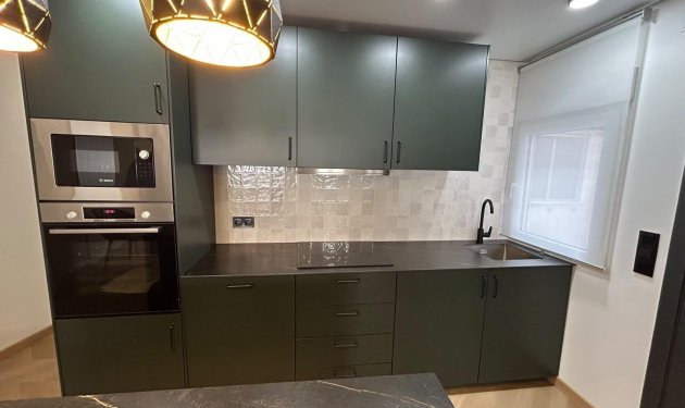 Odsprzedaż - Apartamento - Torrevieja - torrevieja