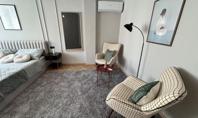Odsprzedaż - Apartamento - Torrevieja - torrevieja