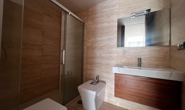 Resale - Piso - Elche - Asilo - Pisos Azules