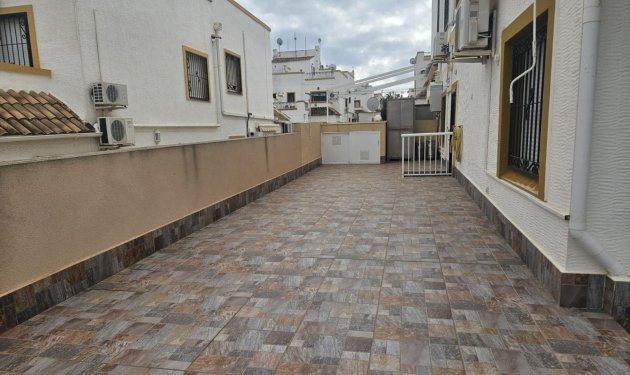 Resale - Townhouse - Torrevieja - Orihuela costa