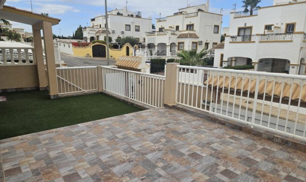 Resale - Townhouse - Torrevieja - Orihuela costa