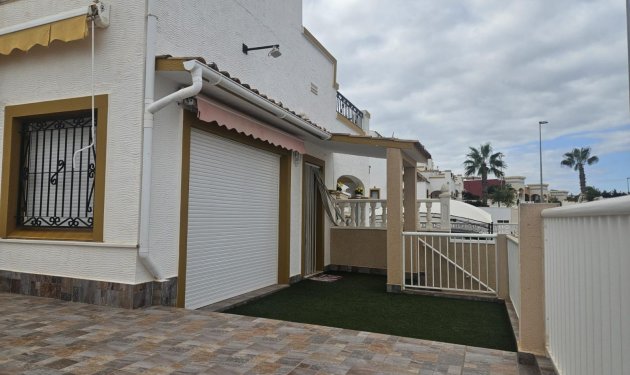 Resale - Townhouse - Torrevieja - Orihuela costa