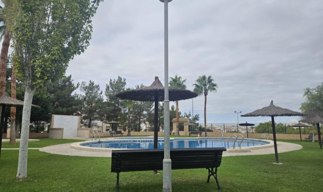 Resale - Townhouse - Torrevieja - Orihuela costa