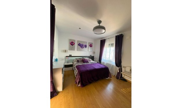 Resale - Townhouse - Torrevieja - Orihuela costa
