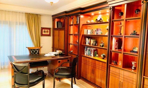Resale - Chalet - Alicante - Playa de San Juan