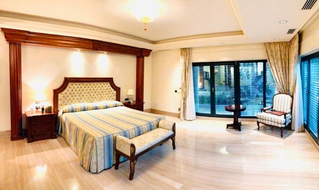 Resale - Chalet - Alicante - Playa de San Juan