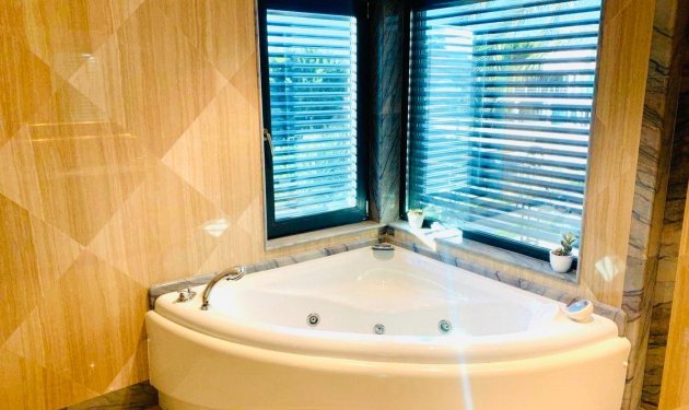 Resale - Chalet - Alicante - Playa de San Juan