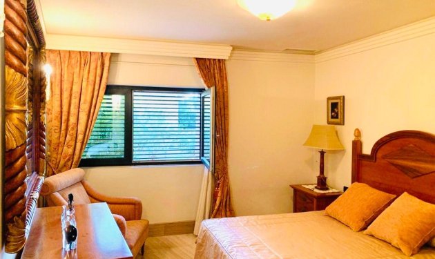 Resale - Chalet - Alicante - Playa de San Juan