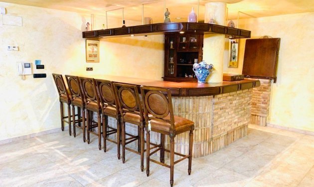 Resale - Chalet - Alicante - Playa de San Juan