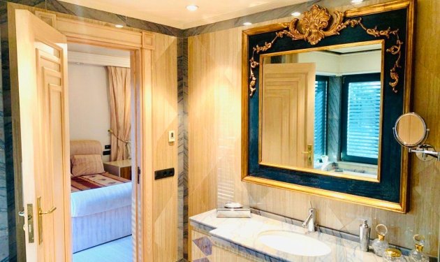 Resale - Chalet - Alicante - Playa de San Juan