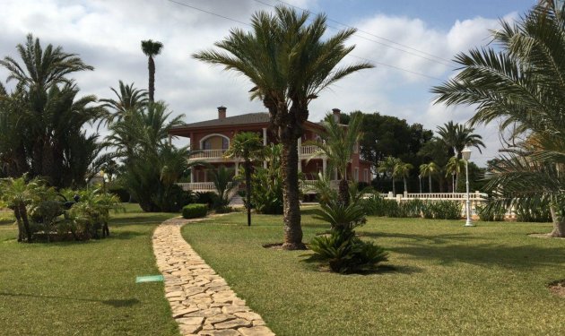 Resale - Chalet - Valverde (Alicante) - Valverde