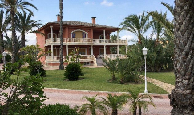 Resale - Chalet - Valverde (Alicante) - Valverde