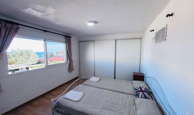 Resale - Chalet - Gran alacant - Avda. noruega