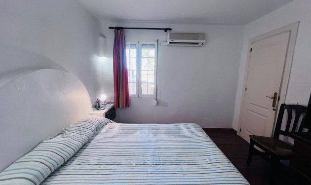 Resale - Chalet - Gran alacant - Avda. noruega