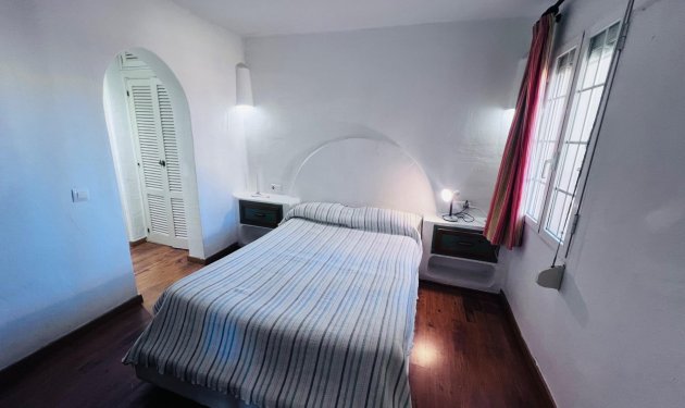 Resale - Chalet - Gran alacant - Avda. noruega