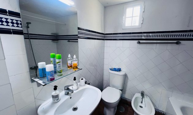 Resale - Chalet - Gran alacant - Avda. noruega