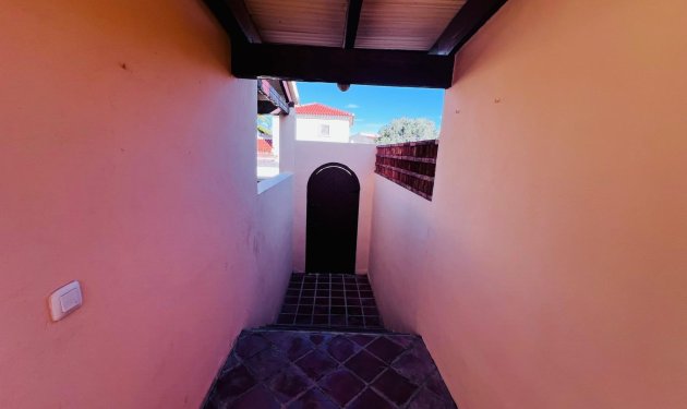 Resale - Chalet - Gran alacant - Avda. noruega