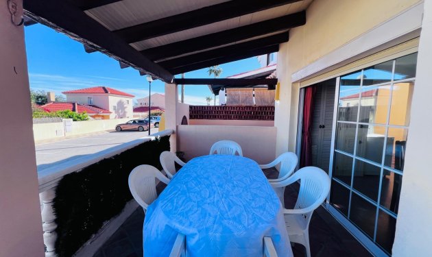 Resale - Chalet - Gran alacant - Avda. noruega
