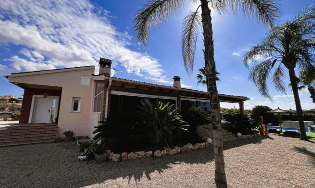 Resale - Chalet - Jacarilla