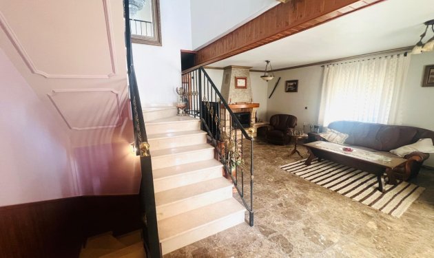 Resale - Chalet - Elche Pedanías - La Hoya-Daimes-El Derramador