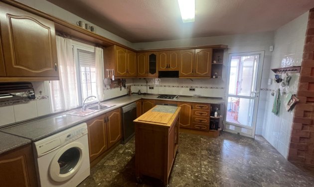 Resale - Chalet - Elche Pedanías - La Hoya-Daimes-El Derramador
