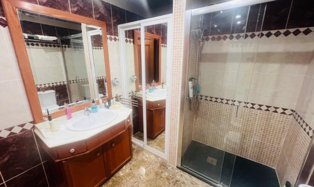 Resale - Chalet - Elche Pedanías - La Hoya-Daimes-El Derramador