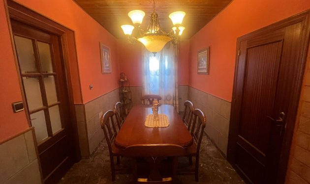 Resale - Chalet - Elche Pedanías - La Hoya-Daimes-El Derramador