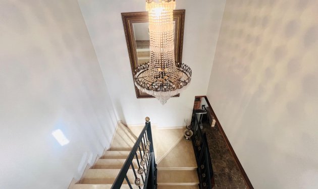 Resale - Chalet - Elche Pedanías - La Hoya-Daimes-El Derramador