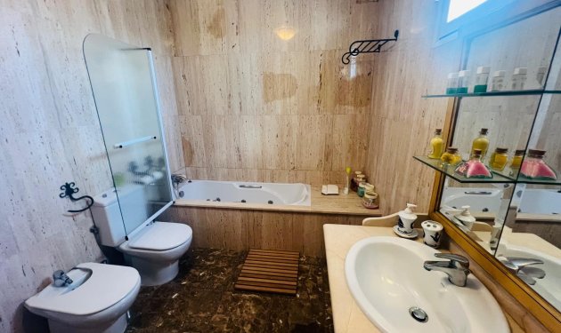 Resale - Chalet - Elche Pedanías - La Hoya-Daimes-El Derramador