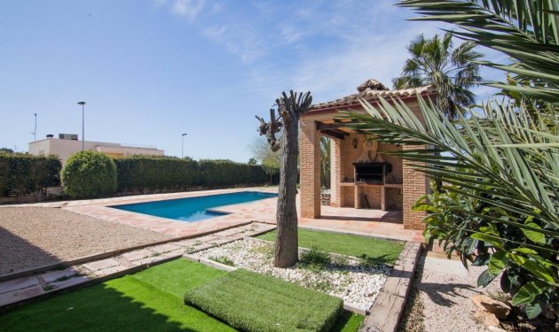 Resale - Chalet - Elche Pedanías - Valverde