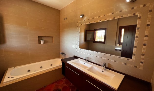 Resale - Chalet - Elche Pedanías - Valverde