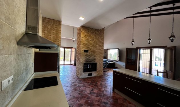 Resale - Chalet - Elche Pedanías - Valverde
