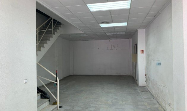 Resale - Local comercial - Elche - Sector Quinto