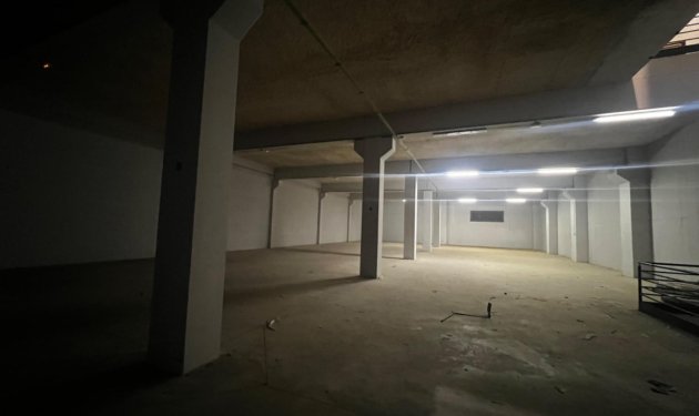 Resale - Nave industrial - Elche Pedanías - Poligono torrellano