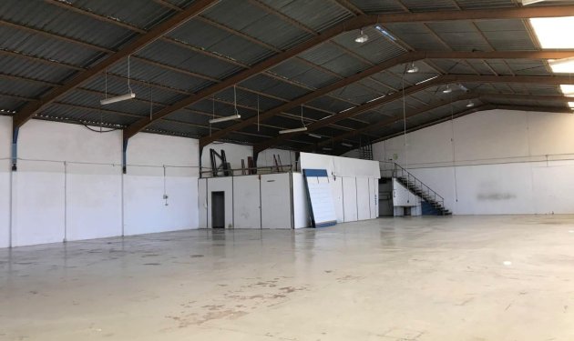 Resale - Nave industrial - Alicante - Ciudad de Asís - Font-Calent - El Bacarot