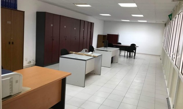 Resale - Nave industrial - Alicante - Ciudad de Asís - Font-Calent - El Bacarot