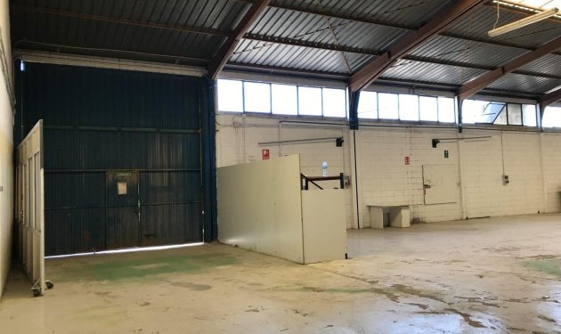 Resale - Nave industrial - Alicante - Ciudad de Asís - Font-Calent - El Bacarot