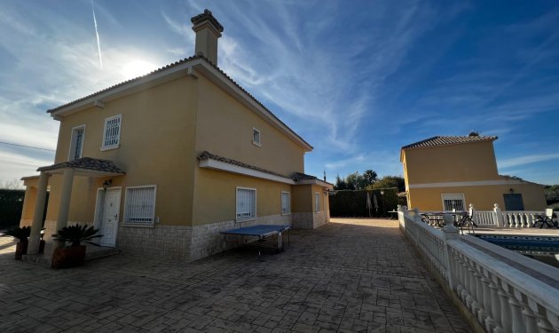 Resale - Chalet - Torrellano