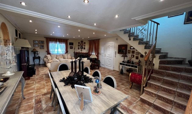 Resale - Chalet - Torrellano