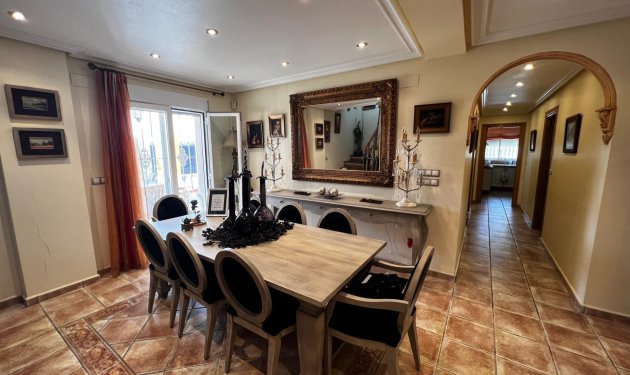 Resale - Chalet - Torrellano